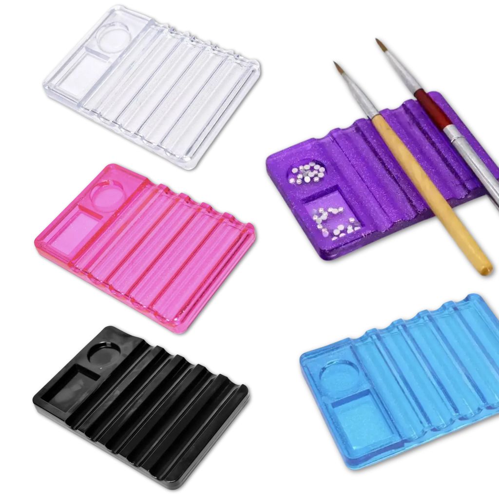 Пластикова підставка для 5 пензлів з палітрою в асортименті