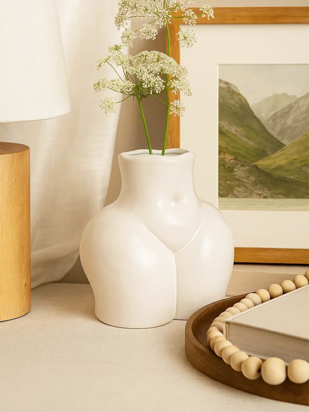 Декоративна ваза біла