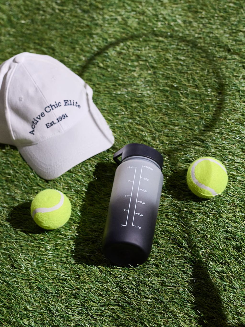 Пляшка з мотиваційною шкалою середньо-сіра