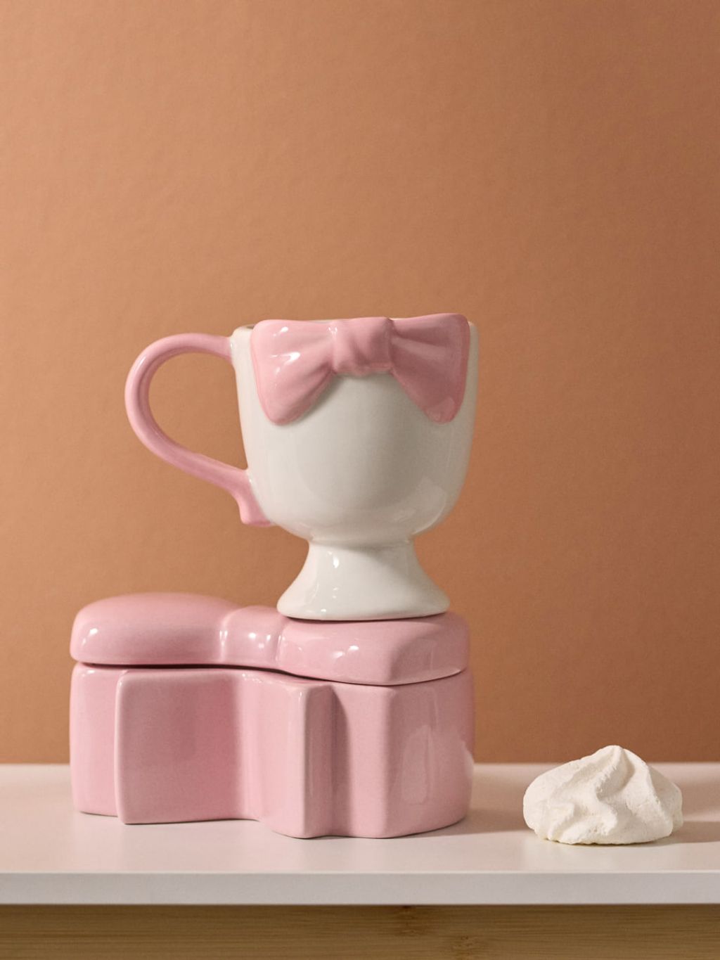 Доломітовий кухоль із бантом ,різнобарвний